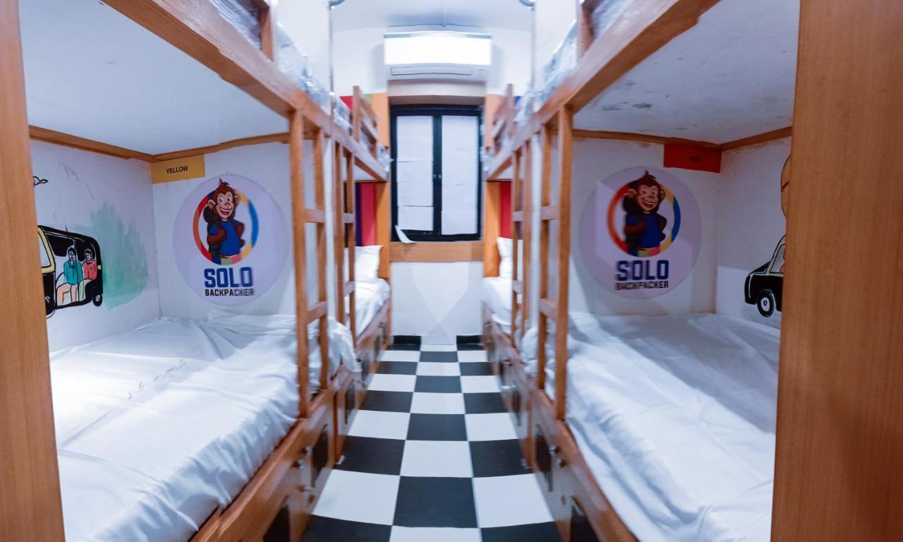 Solo Backpacker Hostel Mumbai Exterior photo